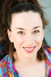 Portrait von Jennifer Pöll, Copyright Tanja Krauth
