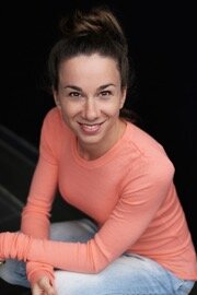 Portrait von Jennifer Pöll, Copyright Nico Stank
